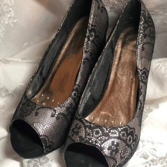 Black and Silver Lace Look Toeless Pump - Picture 7 of 16